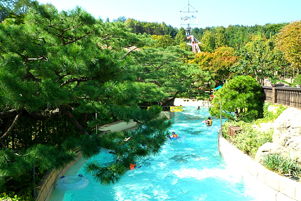 Outdoor Lazy River image