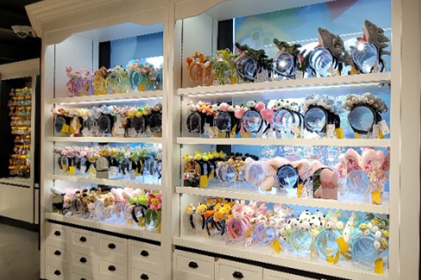 Renaissance shop image